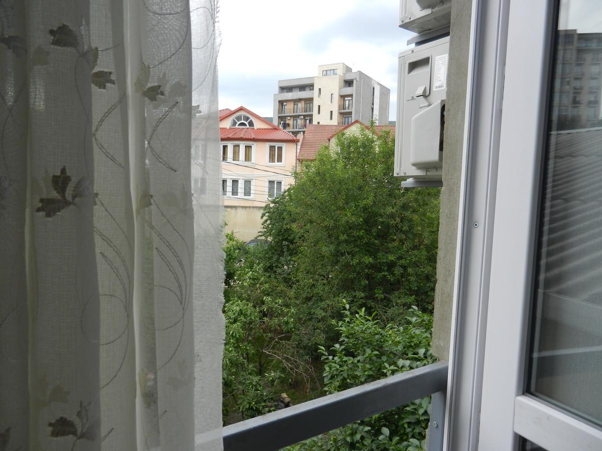 Guest House Katia Tbilisi Exterior foto