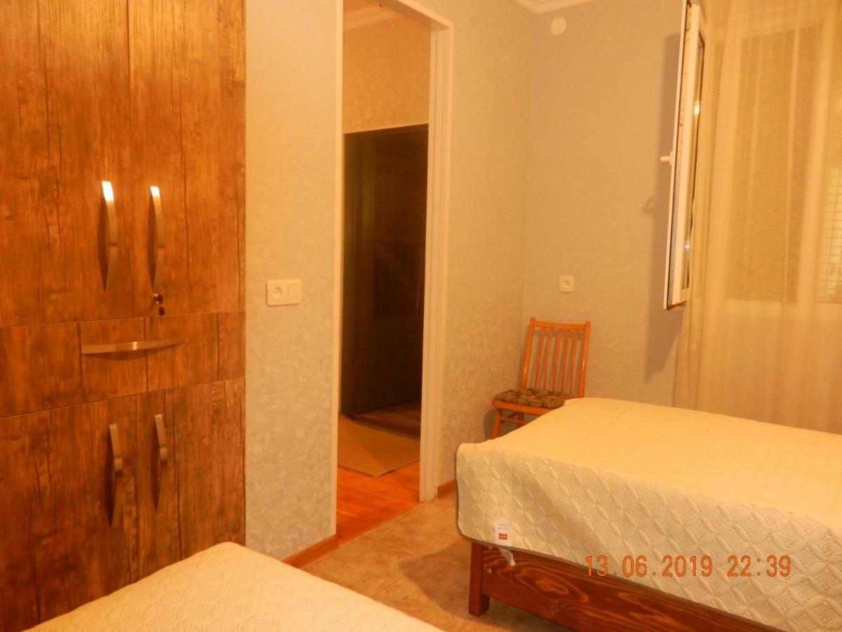 Guest House Katia Tbilisi Exterior foto